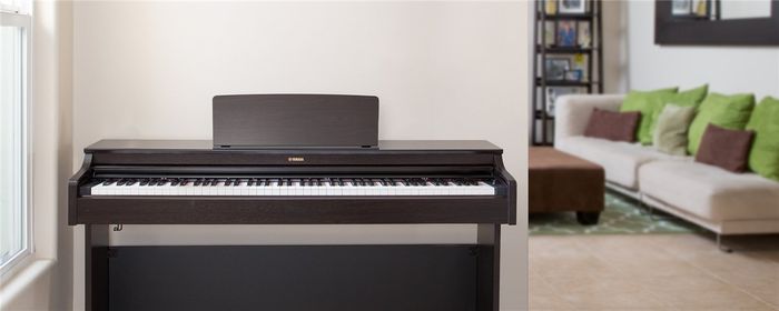 Yamaha YDP-144R Arius